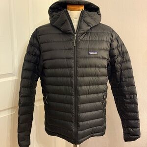 Patagonia Men's Down Sweater Insulated Hoodie Jacket M